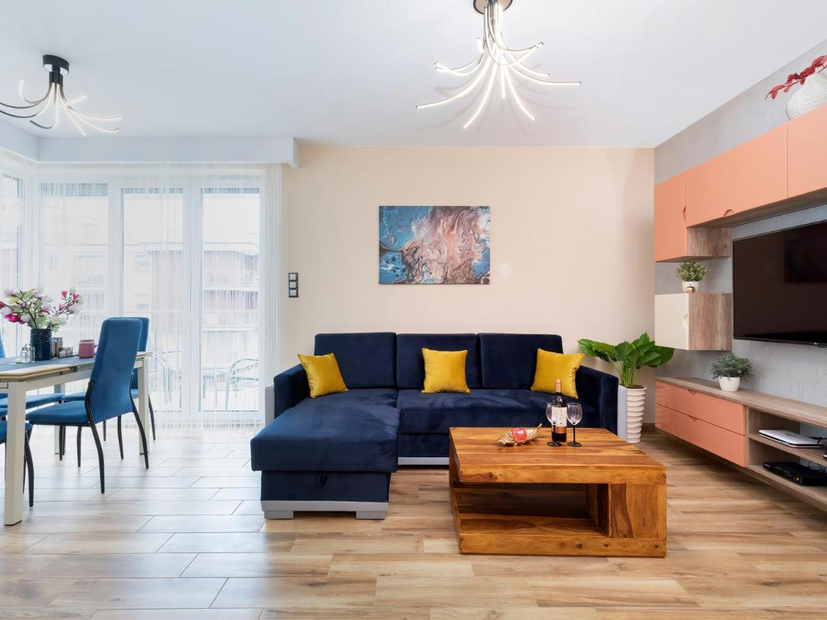 Apartament Porto Santa Rewales エクステリア 写真
